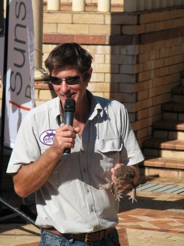 A Geckoes Wildlife Presentation with Martin Fingland and a Cane Toad: Educational and Entertaining