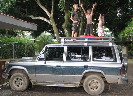 Real Costa Rica get a car