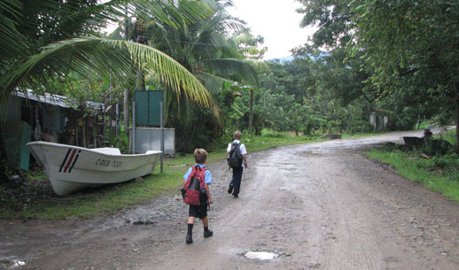 see the real costa rica school