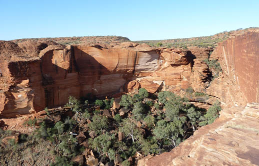 kings canyon walk central australia
