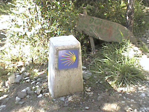 camino-de-santiago-walk-spain-signpost