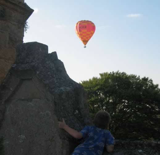 Travel photo hot air balloon