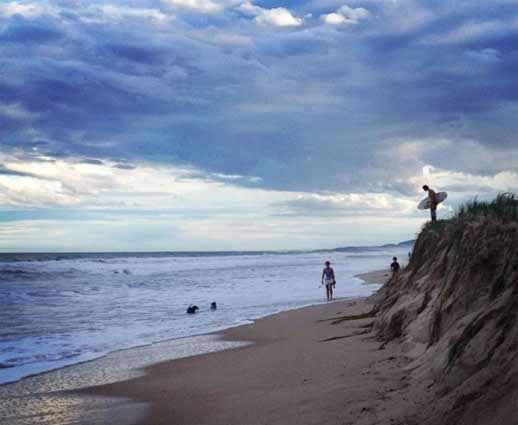 beach-walking-and-mindfulness
