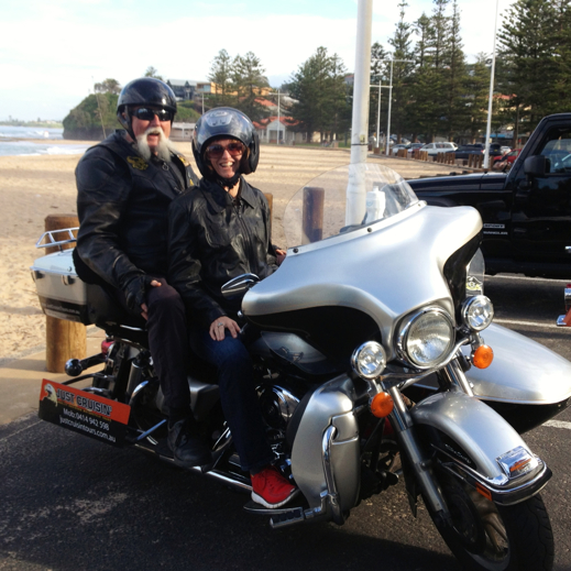 Wollongong travel tips - Just cruisin steve and annabel candy 2