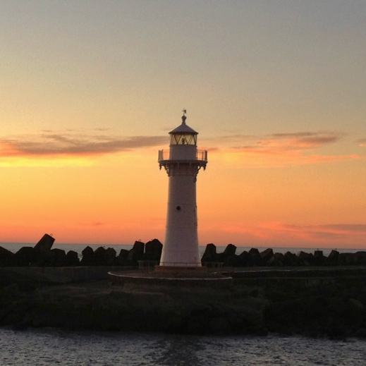 Wollongong travel tips - lighthouse sunrise