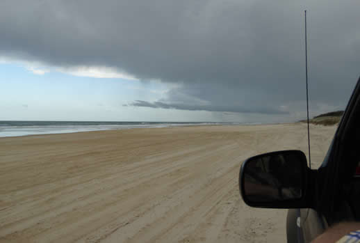 fraser island beach driving