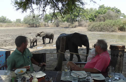 Kanga camp mana pools lunch