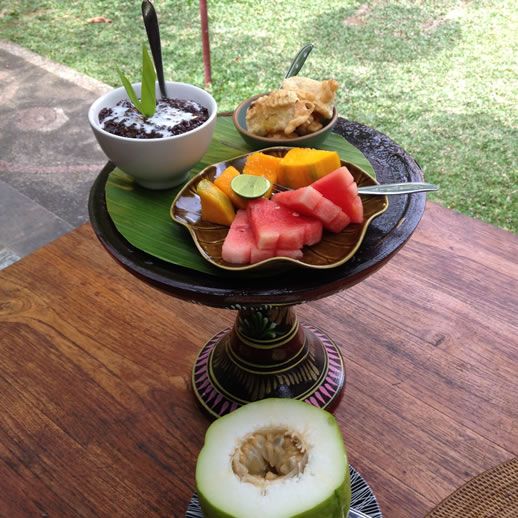 rumah desa fruit