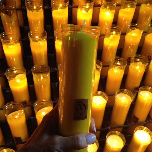 monserrat candle