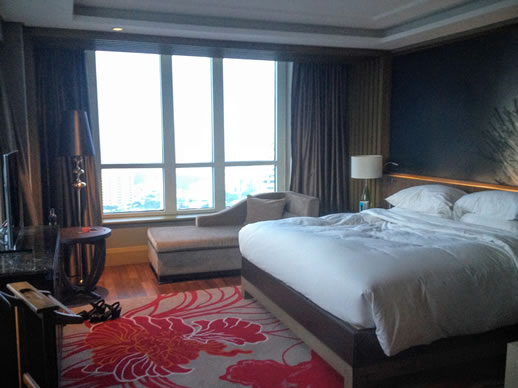 sofitel-sukhumvit-bangkok-bed